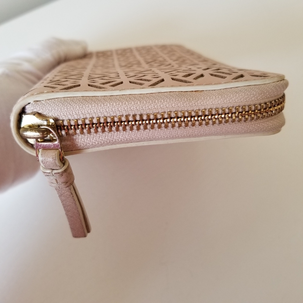 Tory Burch Zip Around Wallet - Picture 5 of 11